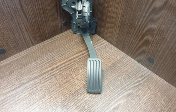 Ford Transit Accelerator throttle pedal CC119F836AA 6C119966AA