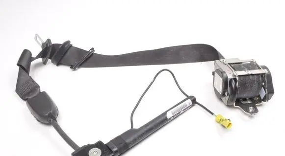 Opel Zafira C Front seatbelt 13394802