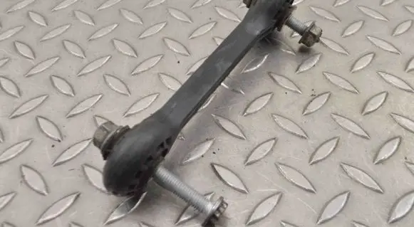 Audi A4 S4 B9 8W Front anti-roll bar/stabilizer link 8K0411317D