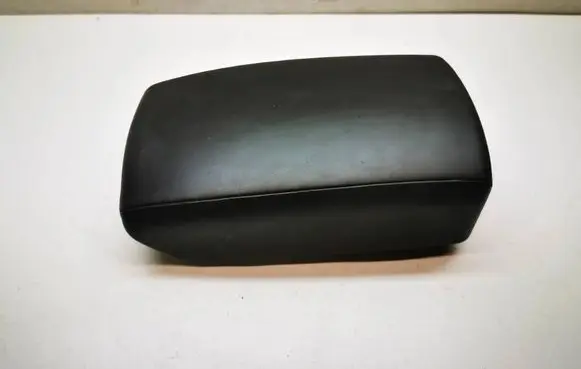 Nissan Qashqai Armrest 07B2402CB9