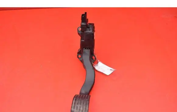Peugeot 308 Accelerator throttle pedal 9671433680