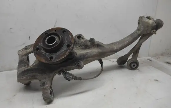 Audi A4 S4 B8 8K Front wheel hub