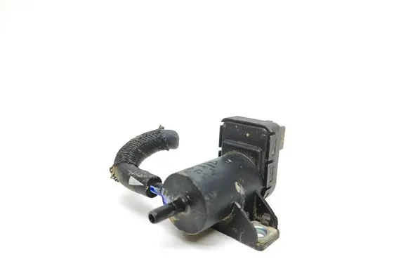Nissan Qashqai J12 Turbo solenoid valve 8200762162
