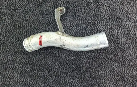 Volkswagen Touareg I Intercooler hose/pipe 7L6129654B