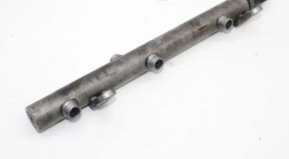 Mercedes-Benz ML W164 Fuel main line pipe A6420700695