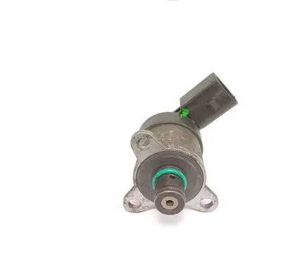 BMW 5 E60 E61 Fuel pressure sensor 0928400560