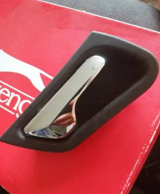 Mercedes-Benz C W203 Front door interior handle A3171010001