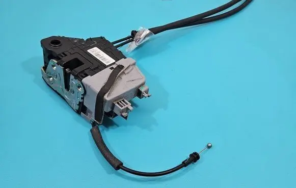 Hyundai Tucson TL Front door lock 81320-D7500 IMPRK1507951