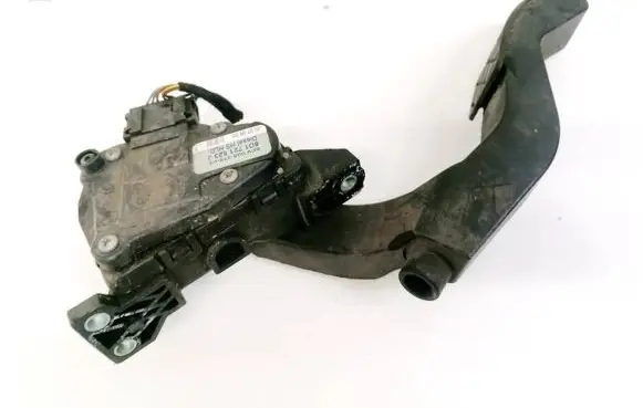 Audi A4 S4 B6 8E 8H Accelerator throttle pedal 8e1721523J 6pv008376-03