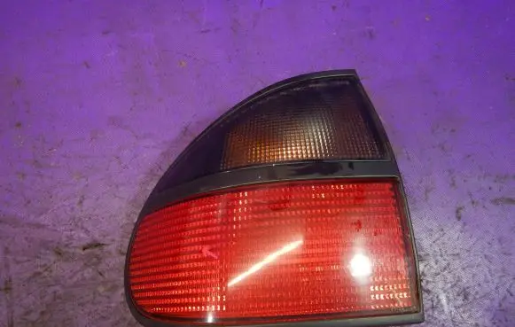 Renault Laguna I Rear/tail lights 7700820052