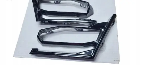 Hyundai Tucson IV NX4 Front bumper upper radiator grill