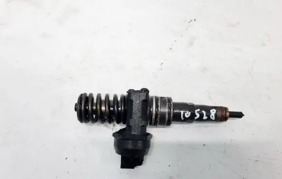 Fuel injector