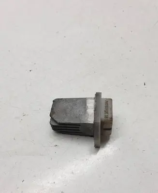 Nissan Qashqai Heater blower motor/fan resistor 70T039K18