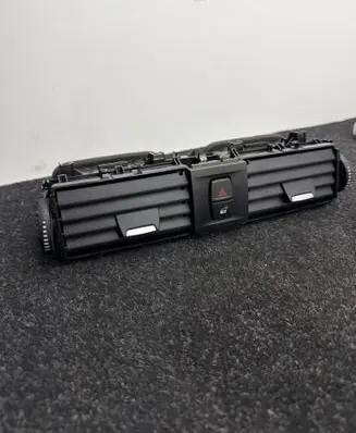 BMW 1 F20 F21 Dash center air vent grill 9347435 531124