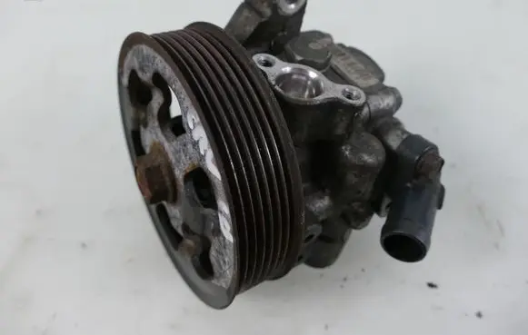 Honda CR-V Power steering pump 547380F