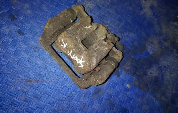 KIA Sportage Rear brake caliper