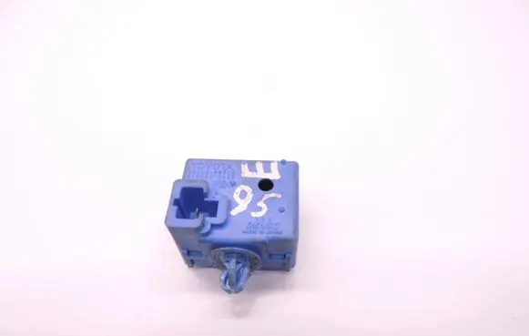 Lexus IS 220D-250-350 Horn buzzer relay 8665250010 D95