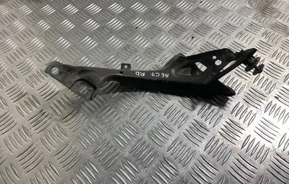 Audi A6 S6 C7 4G Fender mounting bracket 4G0821136A
