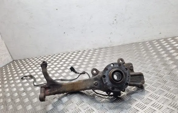 Seat Exeo (3R) Front wheel hub 3R0407257