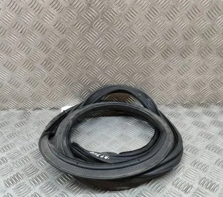Mercedes-Benz GLS X166 Trunk rubber seal (body) 9842117080
