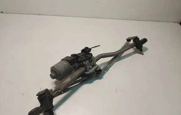 Mazda 3 I Front wiper linkage and motor 0390241731 4M5117508AA