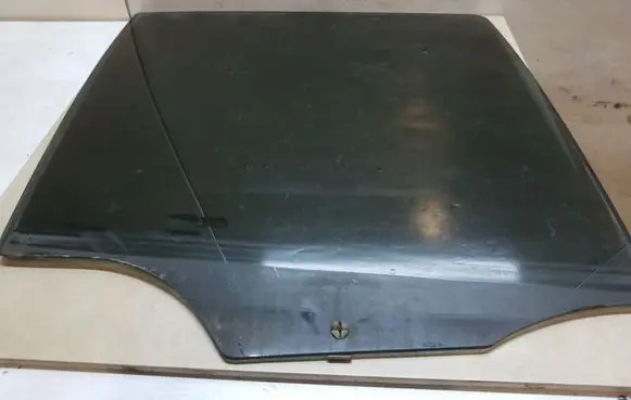 Mercedes-Benz ML W163 Rear door window glass