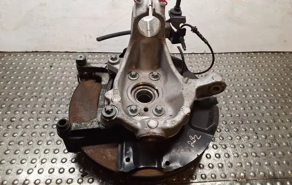 Renault Megane IV Front wheel hub spindle knuckle S25056318 400103354R