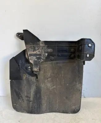 Iveco Daily 6th gen Front mudguard 3790