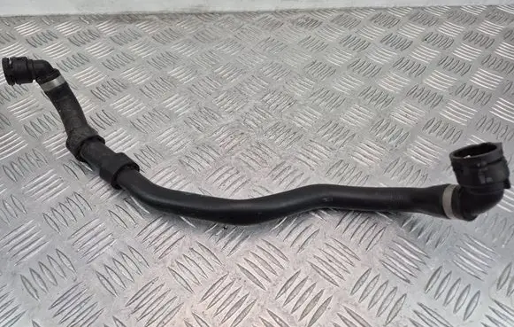 BMW 5 GT F07 Engine coolant pipe/hose 7619687 16188010