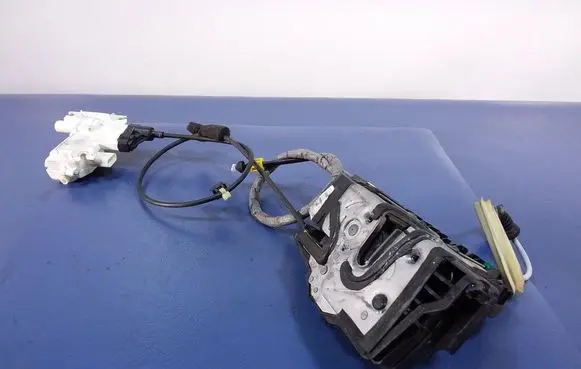 Mercedes-Benz S W222 Rear door lock A2227303435