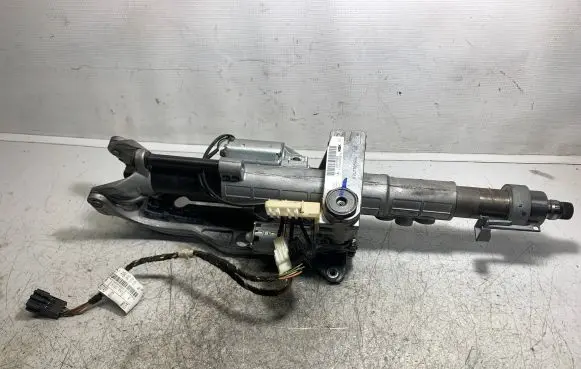 Steering wheel axle set