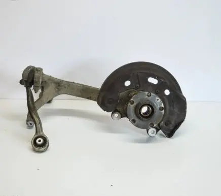 Audi A8 S8 D3 4E Front wheel hub 4E0258M