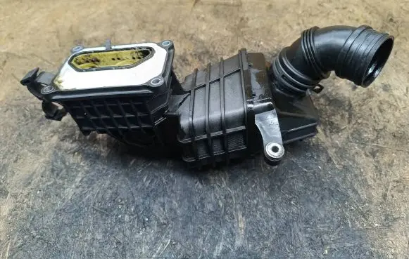 Air intake duct part