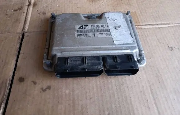 Volkswagen Sharan Engine control unit/module 038906019FB 28SA4996 0281010664