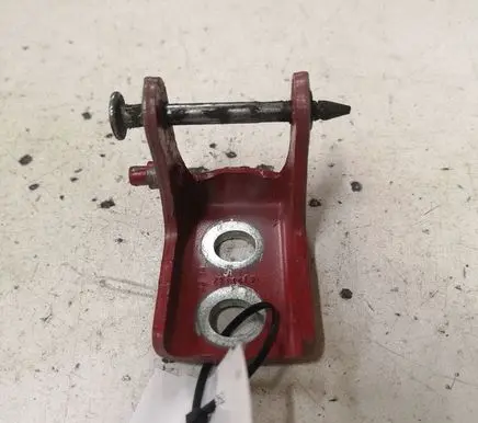 Citroen C4 Cactus Front door upper hinge