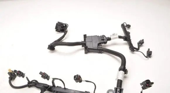 BMW 5 G60 G61 Fuel injector wires 5A2D0B5