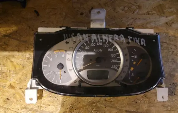 Nissan Almera Tino Speedometer (instrument cluster) BU010 1118827