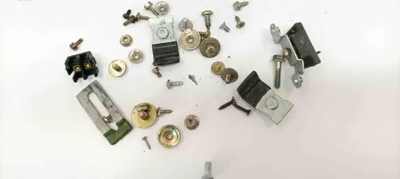 Mercedes-Benz SL R129 Nuts/bolts 