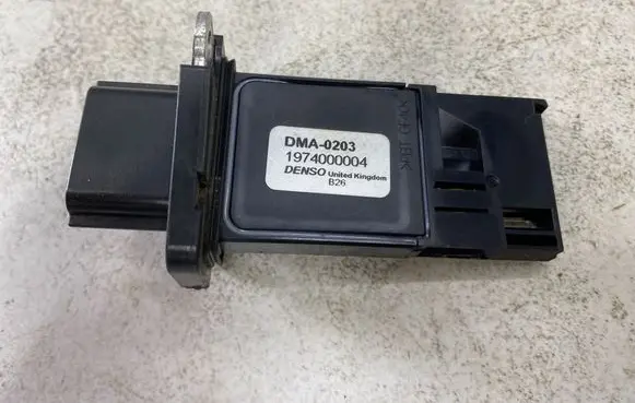 Nissan Pathfinder R51 Mass air flow meter 1974000004 DMA0203