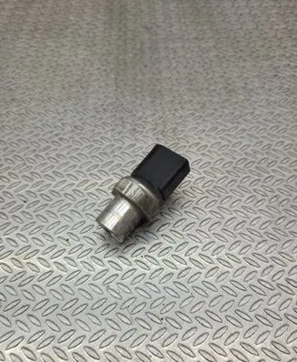 Audi A8 S8 D4 4H Air conditioning (A/C) pressure sensor 4H0959126