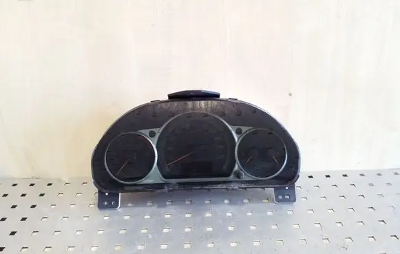 Honda CR-V Speedometer (instrument cluster) 78100G311 HR0333105