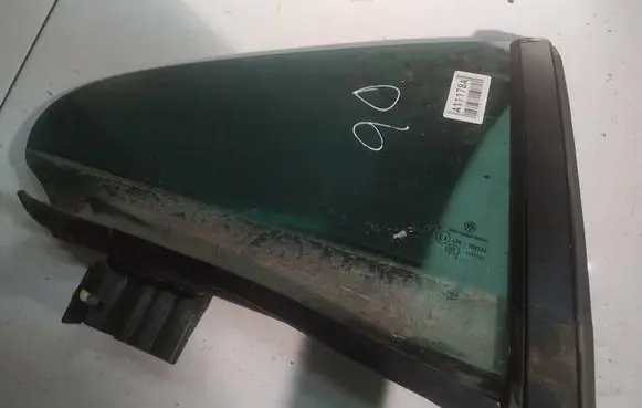 Volkswagen PASSAT CC Rear vent window glass AS3