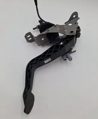Mazda CX-5 Clutch pedal KE9241300 S0855