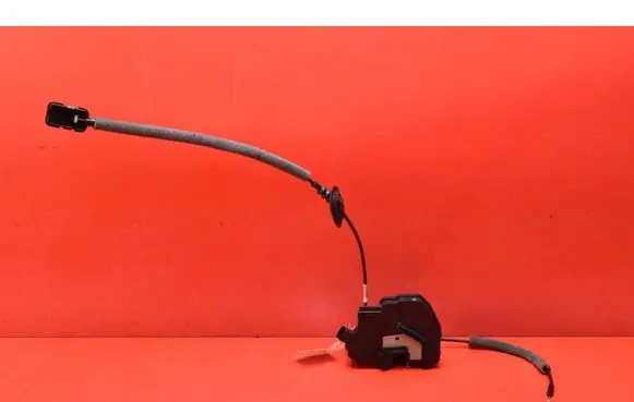 Renault Captur Rear door lock 825005865R