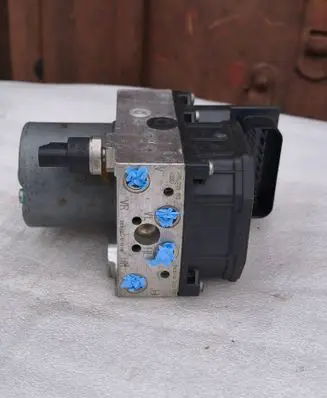 BMW 3 E46 ABS Pump 6762113 389097 0265950066