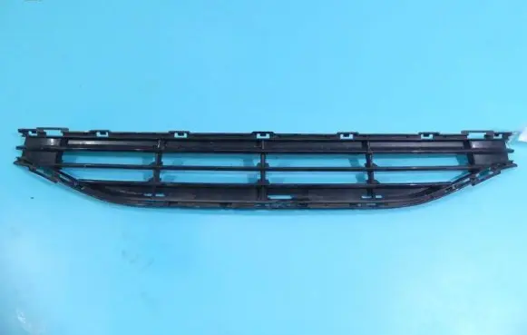 Volvo V40 Front bumper upper radiator grill 31383512 IMPRK1306364