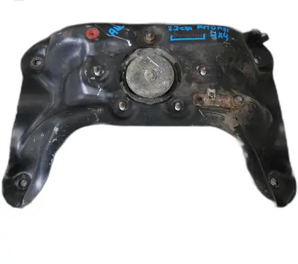 Mercedes-Benz V Class W447 Gearbox mount A4472400300