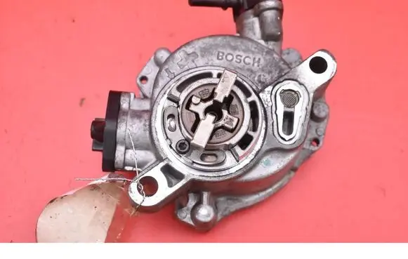 Ford Transit Vacuum pump 9804021880