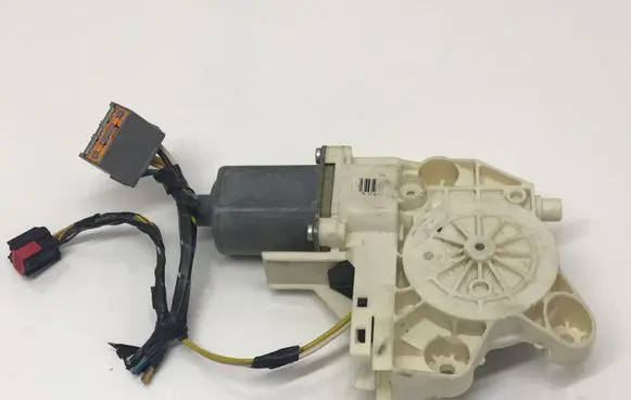 Ford Focus Front door window regulator motor 4M5T14A389 995208101