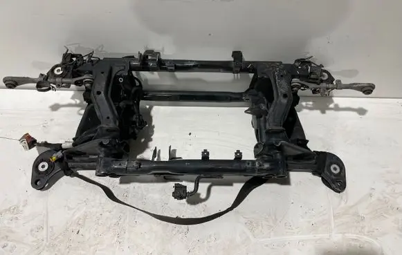 Peugeot 508 II Rear subframe 9803285880